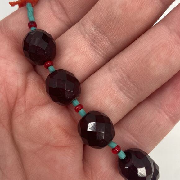 Handmade garnet turquoise coral beaded necklace - Picture 5 of 5